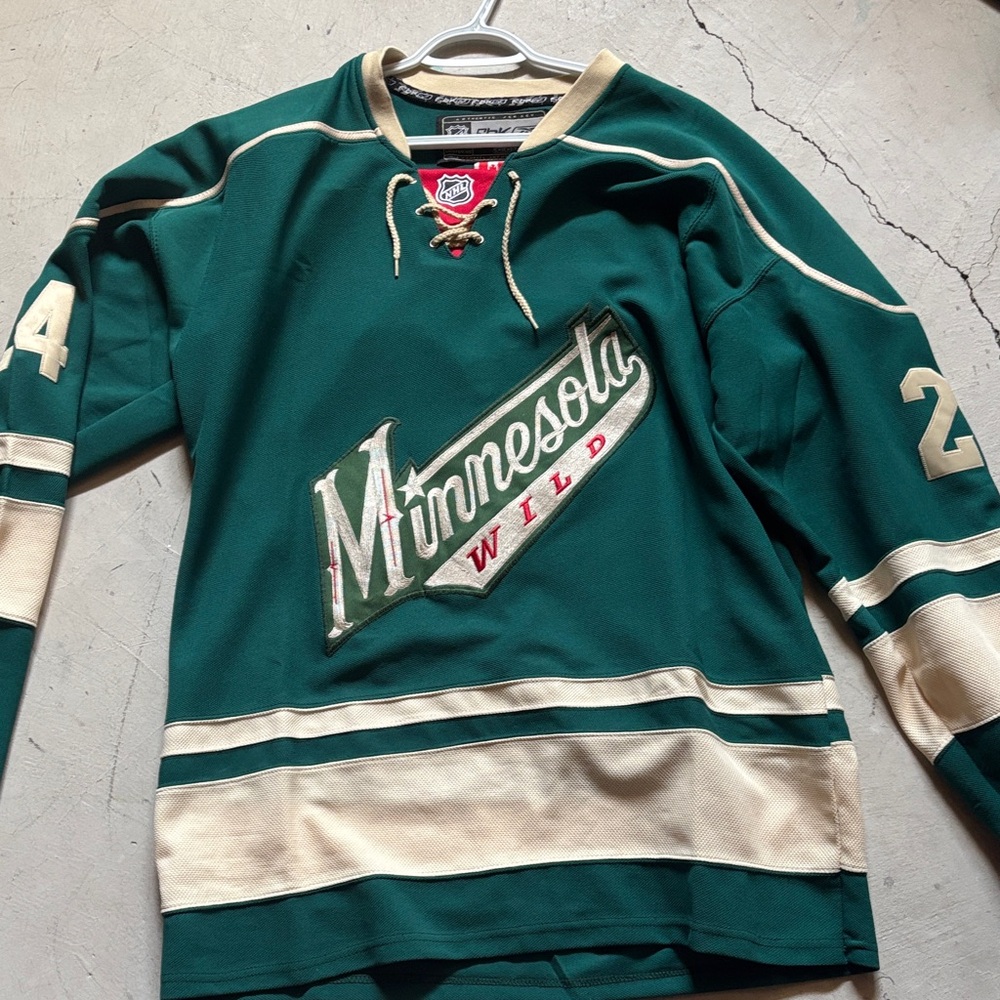 Derek boogaard Minnesota Wild Green and Cream Sweater